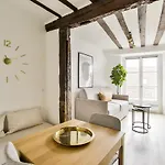 New&Renovated Cosy Flat In The Marais !!! 4Pers