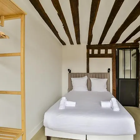 New&renovated Cosy Flat In The Marais !!! 4pers