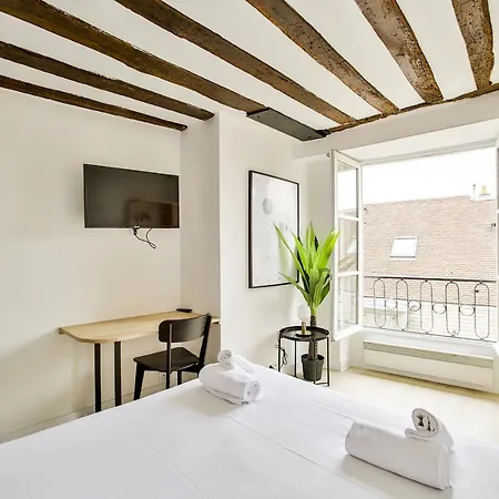 New&renovated Cosy Flat In The Marais !!! 4pers Parigi