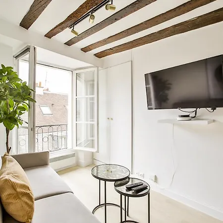 New&renovated Cosy Flat In The Marais !!! 4pers Appartamento
